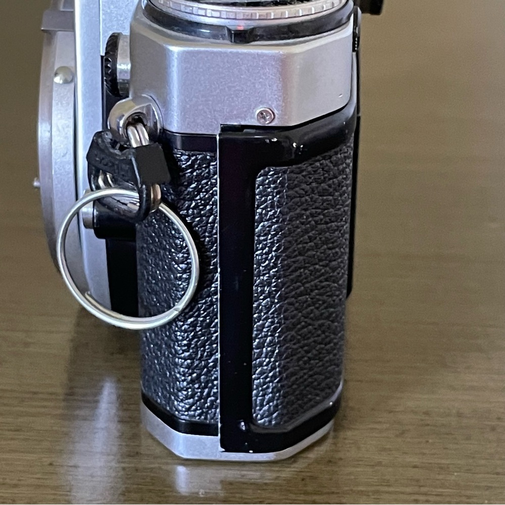NIKON CAMERA 📷 AND LENS EXCELLENT CONDTION VINTAGE.  SOLD AS SET ONLY! - Picture 12 of 15
